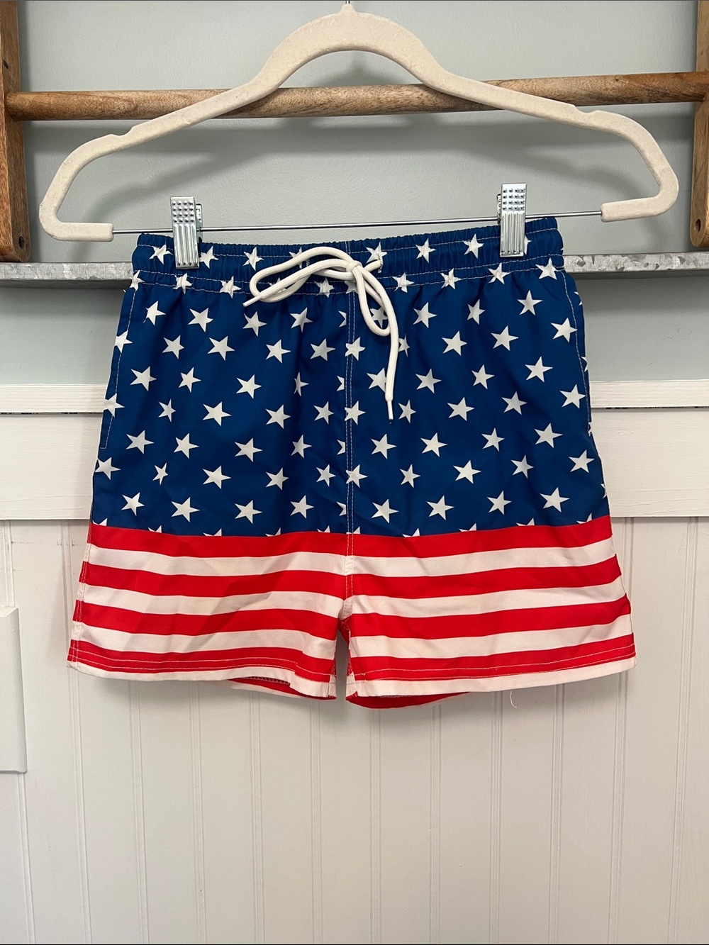Boys Deerose stars and stripes fourth of July swim trunks large 9-10 patriotic